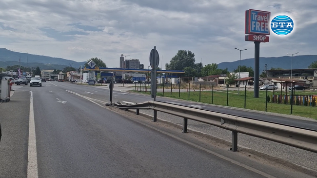 Няма колона от автомобили на граничен пункт „Кулата" и преминаването е без изчакване