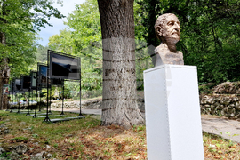 Шумен - скулптури - биенале