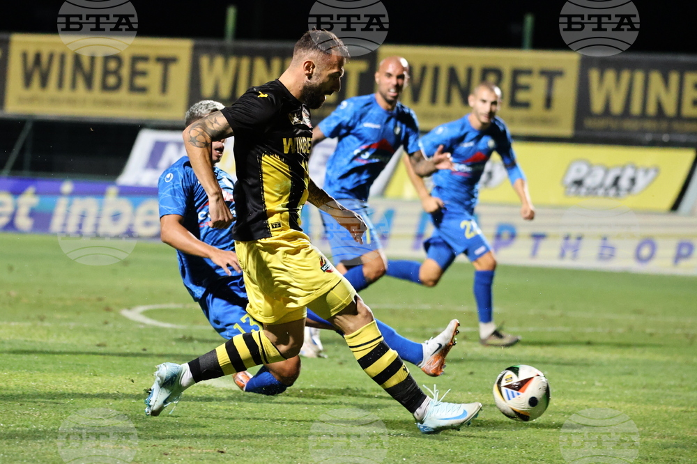 Пловдив - футбол - „Крумовград“ - „Ботев“ (Пловдив)