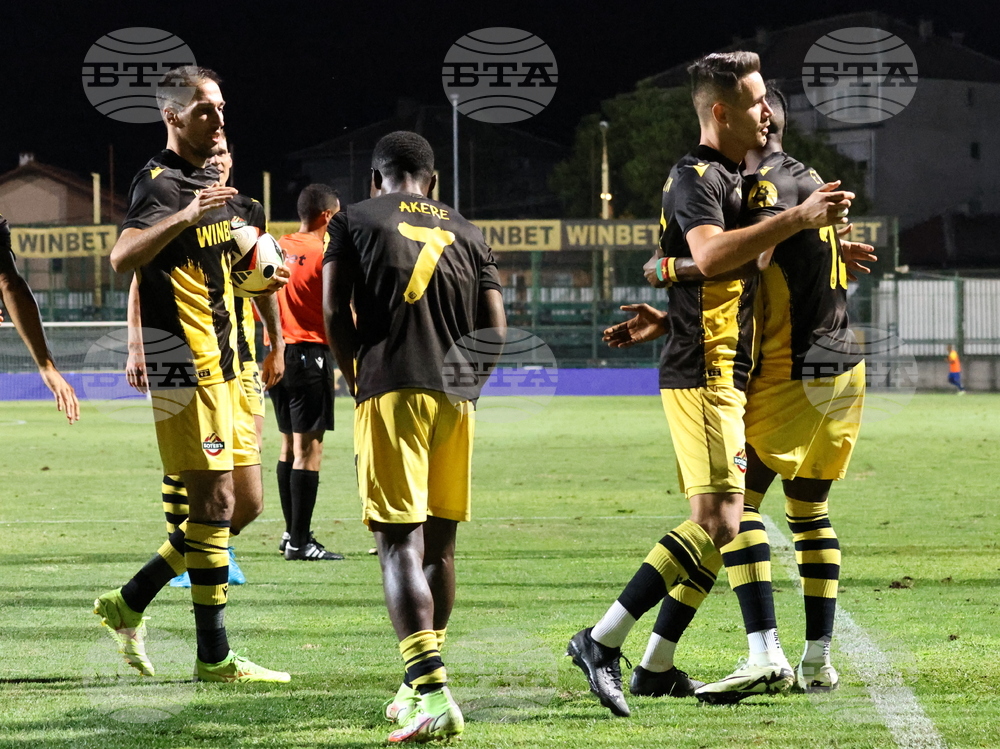 Пловдив - футбол - „Крумовград“ - „Ботев“ (Пловдив)