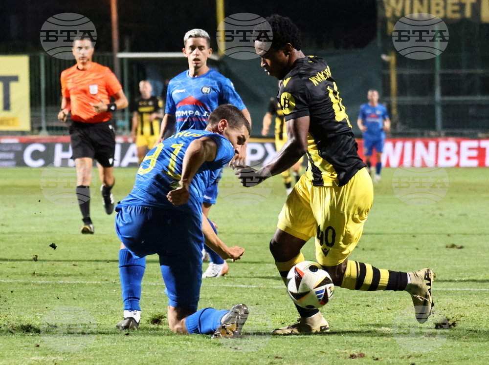 Пловдив - футбол - „Крумовград“ - „Ботев“ (Пловдив)