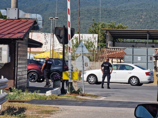 ГКПП "Кулата" - автомобили - трафик