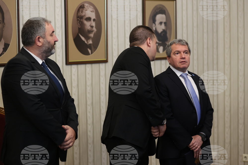 ИТН върна на президента неизпълнен третия мандат за съставяне на правителство