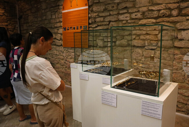 Балчик - „Двореца" - изложба