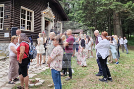 Боровец - храм „Преображение Господне" - архиерейска вечерня