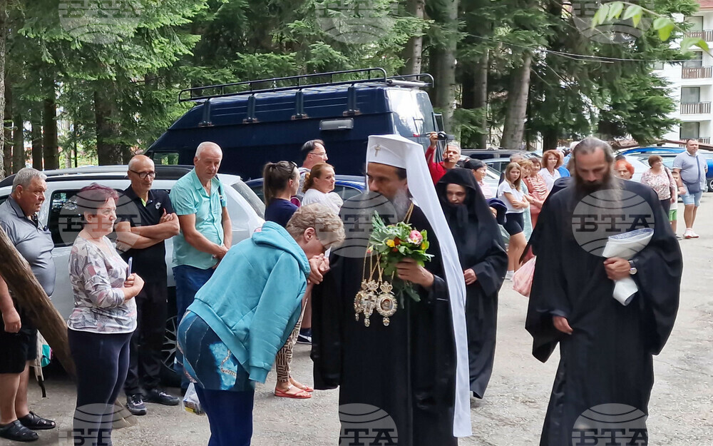 Боровец - храм „Преображение Господне" - патриарх Даниил - архиерейска вечерня