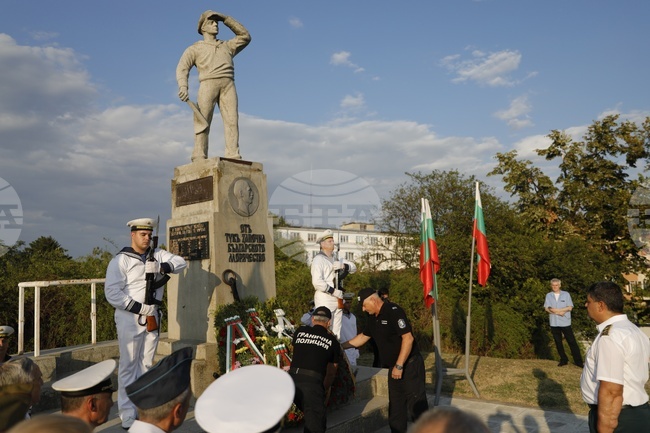 Bulgarian Navy Marks 146th Anniversary with Ceremonies in Ruse