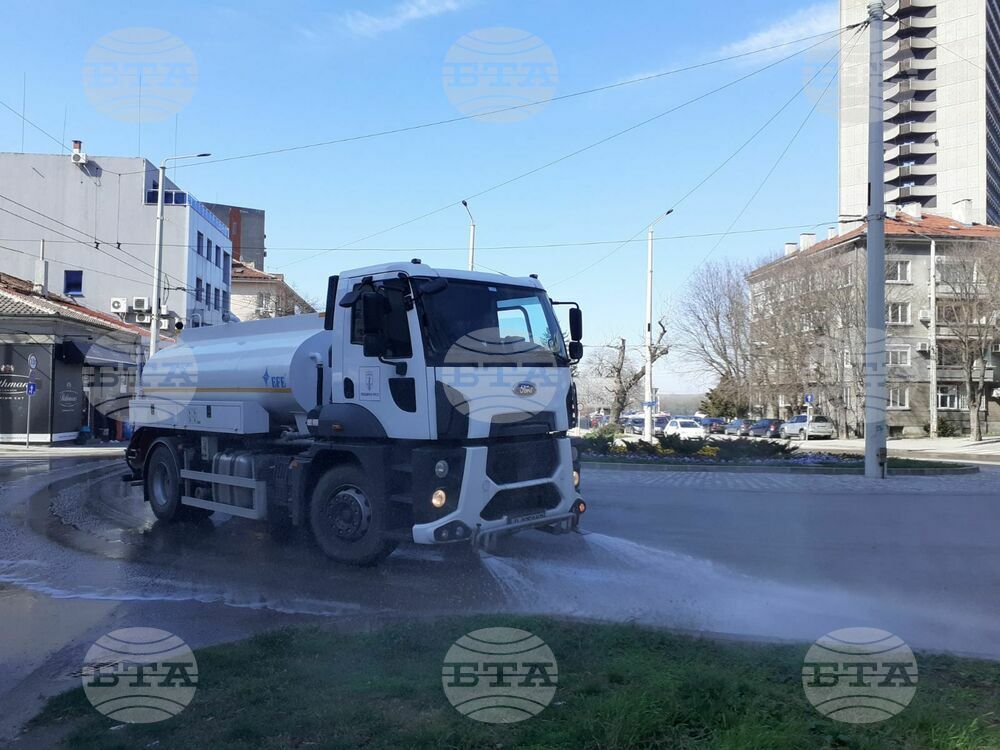 Община Русе: Продължава миенето на улици и булеварди в Русе