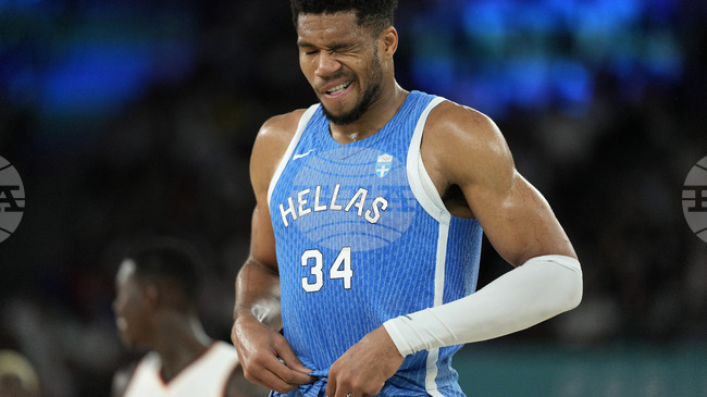 Гръцката баскетболна звезда Янис Адетокунбо ще пропусне и предстоящата контрола с Черна гора