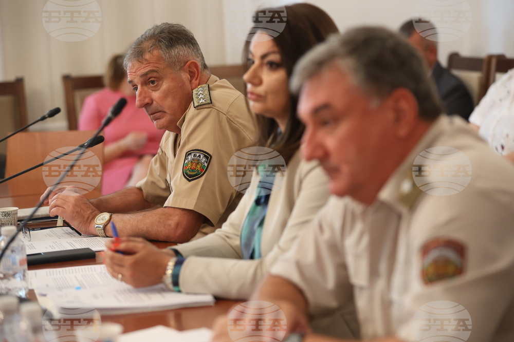 Парламент - Комисия по отбрана - заседание