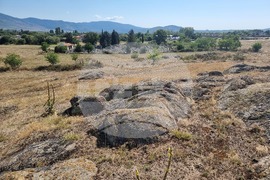 Село Оризари - местност Жельови камъни - тракийско светилище