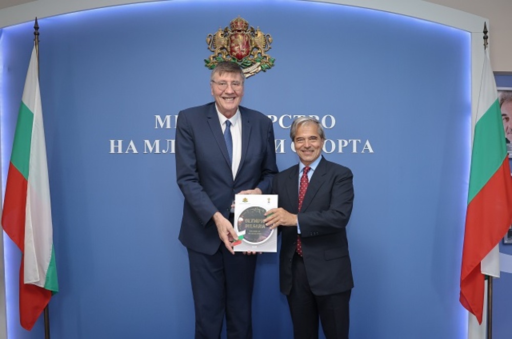 Sports Minister Meets with Argentina's Ambassador to Bulgaria