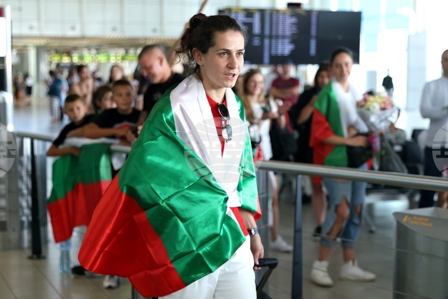 Летище София - Светлана Каменова - посрещане