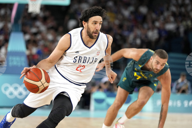 Баскетболният Реал Мадрид предлага двегодишен договор на сръбския гард Василие Мицич
