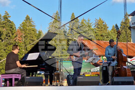 Курортен комплекс Боровец - Международен джаз фестивал - „Нойз Лингуистикс"