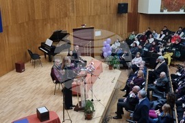 Велико Търново - Великотърновски университет - тържествено събрание - Илияна Йотова