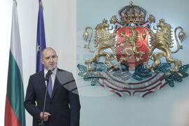 Румен Радев - военнослужещи - удостояване