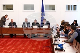 Парламент - Комисия по енергетика