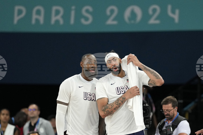 Трите отбора в "Мача на звездите" в НБА бяха разпределени на ветерани срещу чужденци срещу млади звезди