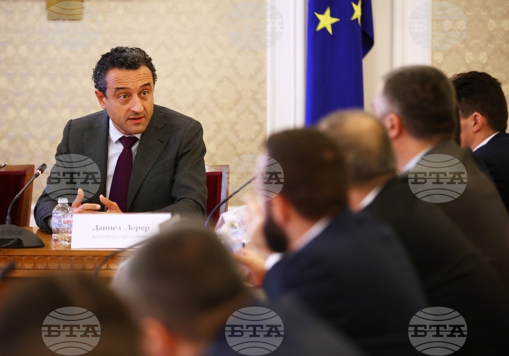 Парламент - Комисия по икономическа политика и иновации
