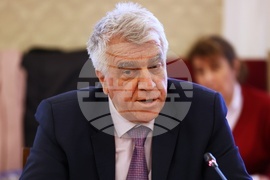 Парламент - Комисия по икономическа политика и иновации