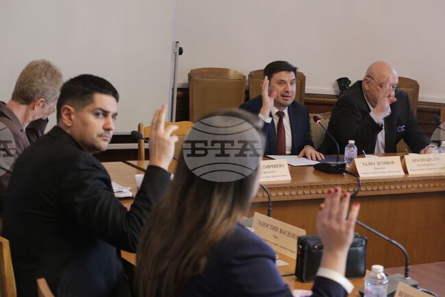 Парламент - Комисия по въпросите на децата, младежта и спорта