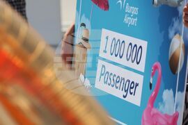 Бургас - летище - едномилионен пътник за 2024 г. - посрещане