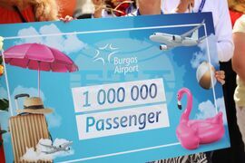 Бургас - летище - едномилионен пътник за 2024 г. - посрещане
