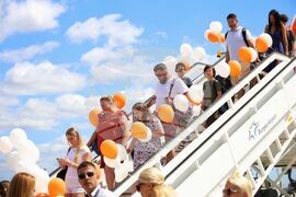 Бургас - летище - едномилионен пътник за 2024 г. - посрещане