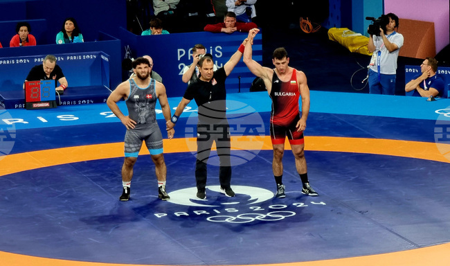 Франция - XXXIII Летни олимпийски игри - Семен Новиков - борба класически стил, 87 килограма - осминафинал