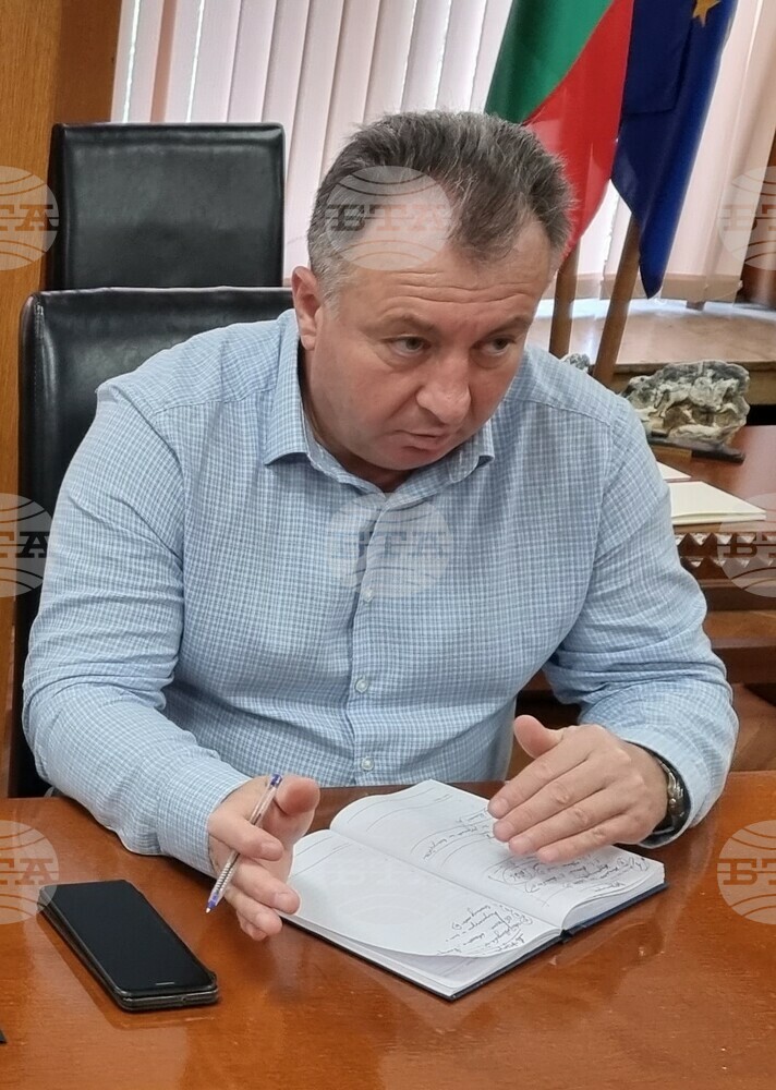 Кметът на Шумен предприе стъпки за изясняване на причините за мътността на водата в града