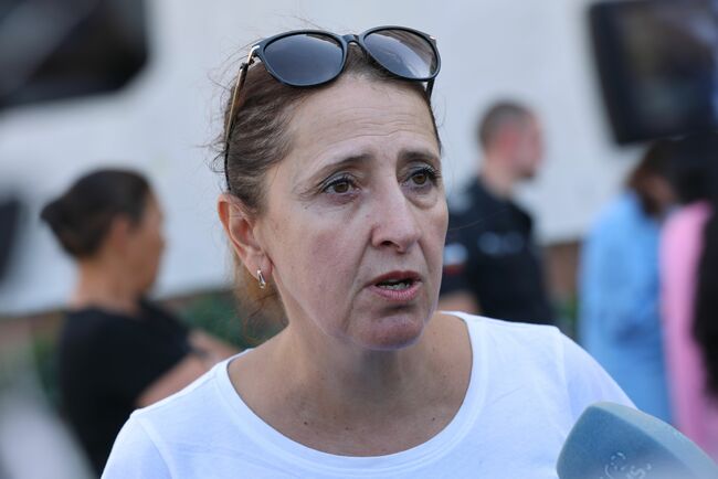 Кметът на район "Кремиковци" Лилия Донкова не е съгласна хората, обитавали съборените постройки в "Илинден", да бъдат настанени в кв. "Ботунец"