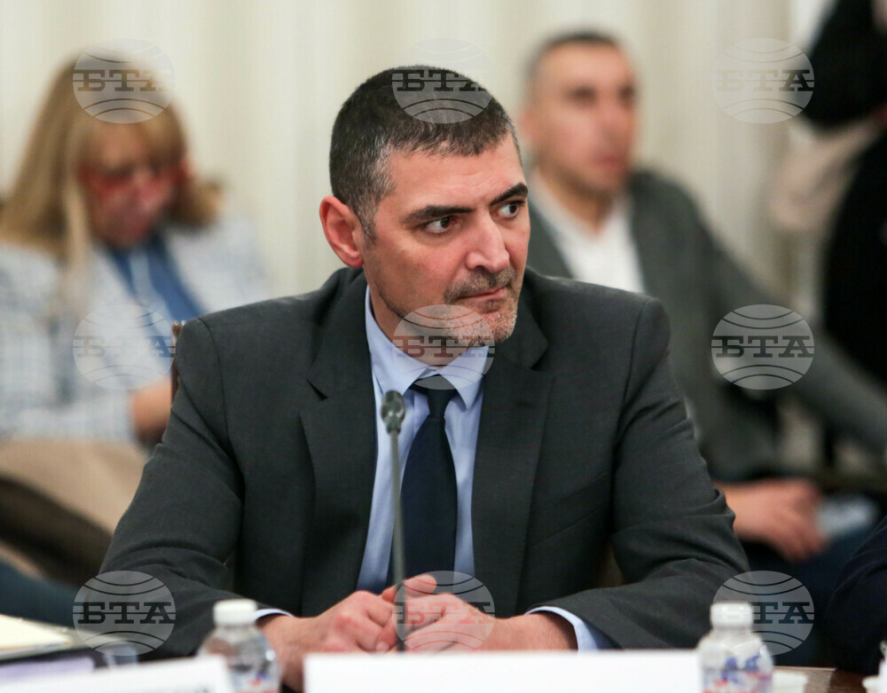 Парламент - Комисия по регионална политика, благоустройство и местно самоуправление - Иво Иванов