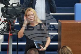 Народно събрание - заседание - Петя Димитрова