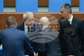 Парламент - заседание