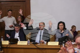 Парламент - Комисия по земеделието, храните и горите