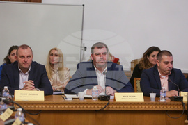 Парламент - Комисия по земеделието, храните и горите