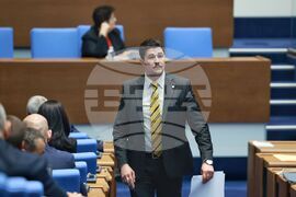 Народно събрание - заседание - Климент Шопов