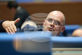 Народно събрание - заседание - Златан Златанов