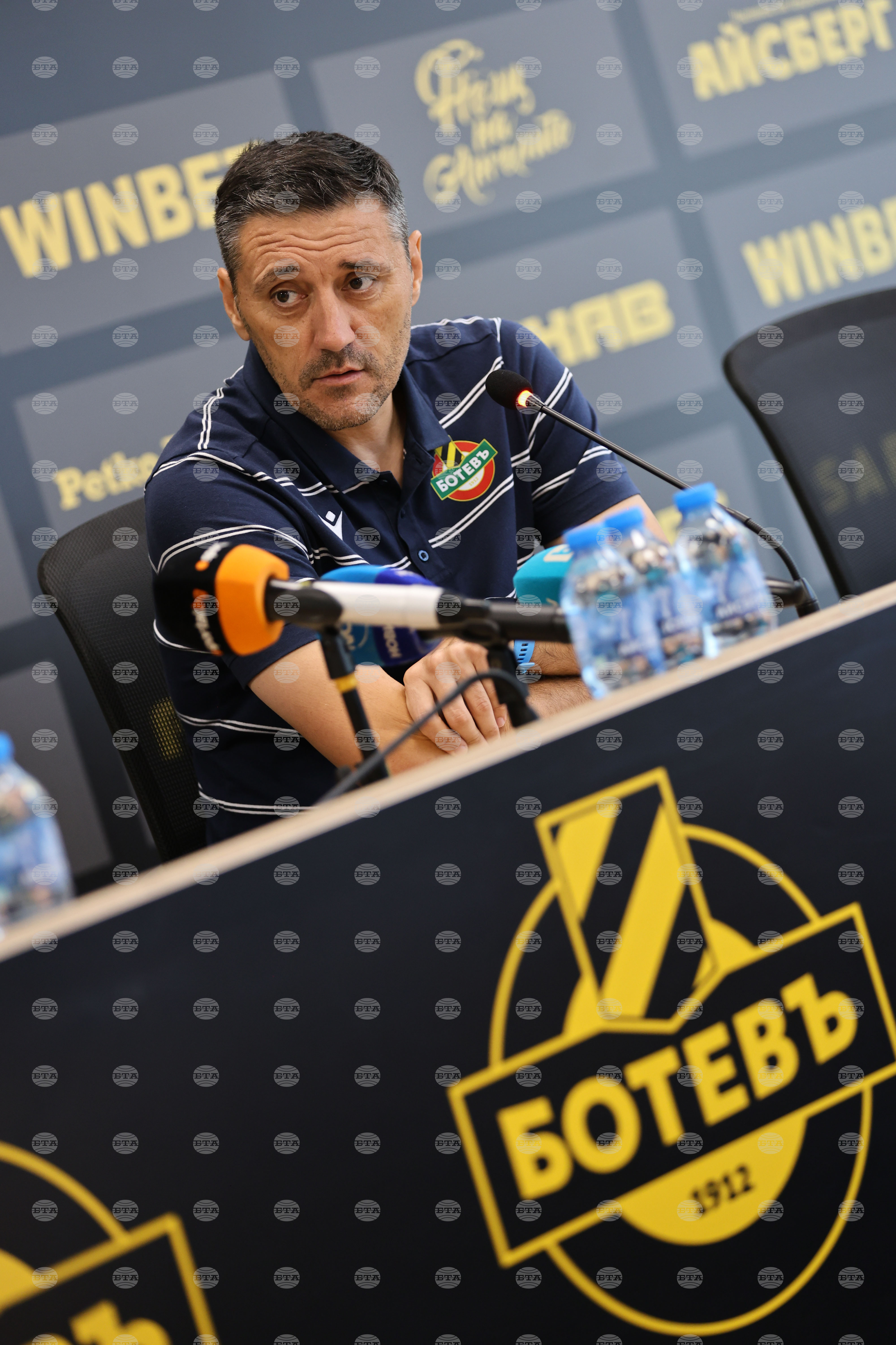 Пловдив - футбол - Ботев (Пловдив) - пресконференция - Душан Керкез
