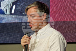 Бургас - Даниел Ненчев - книга - представяне