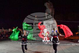 Исперих - Коледна елха - светлини