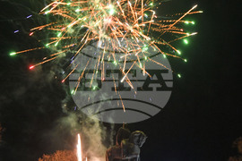 Исперих - Коледна елха - светлини