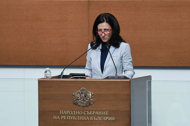 Секретната стенограма с доклада на временната комисия за дейността на идеолога на "Величие" е изпратена на главния прокурор, съобщи Цвета Рангелова