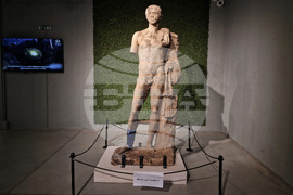 Петрич - Исторически музей - античен град Хераклея Синтика - статуя