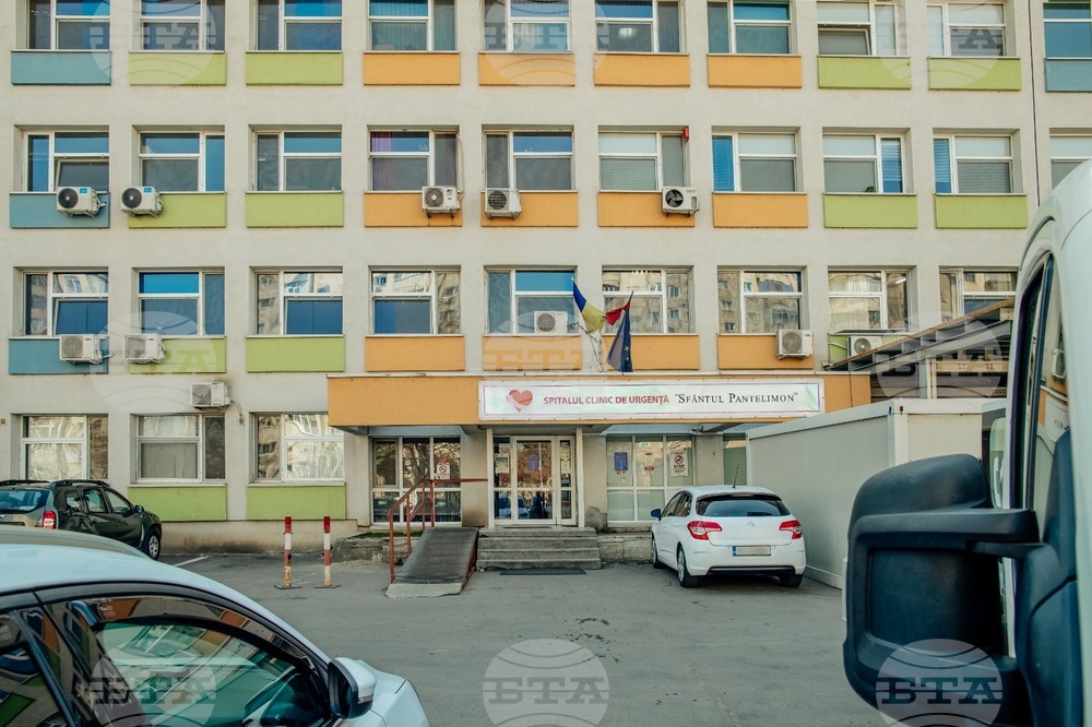 Вълна от оставки в букурещка болница, след като двама лекари от здравното заведение бяха задържани по обвинение в убийство
