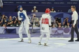 Франция - XXXIII Летни олимпийски игри - Кимиа Ализаде - таекуондо, осминафинал