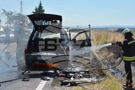 Хасково - път Е-80 - запалена кола