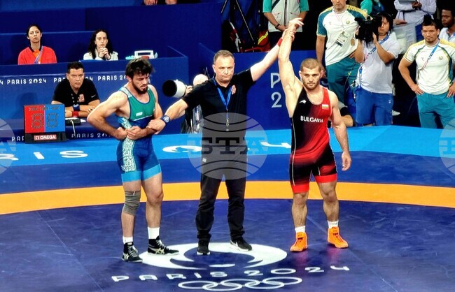 Франция - XXXIII Летни олимпийски игри - борба свободен стил - четвъртфинал - Магомад Рамазанов