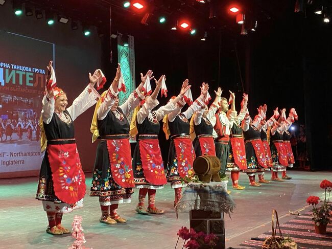 Фолклорна танцова група „Будители“ от Нортхемптън ще отбележи пет години от основаването си с концерт